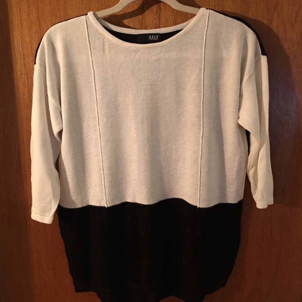 a.n.a. Blk/White Sweater 3/4 sleeves Mesh accent M